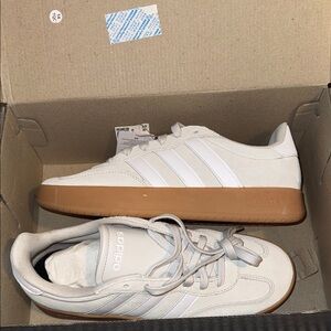 adidas Men’s White Sneakers with Gum Brown Sole BARREDA